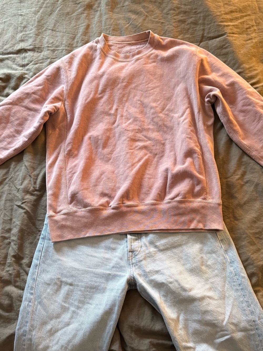 Men's Crewneck Sweatshirt - Dusty Pink